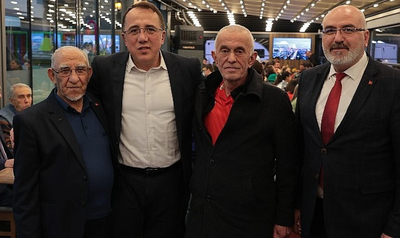 AK Parti Nevşehir Belediye Başkan Adayı Dr. Mehmet Savran, “Hemşehrilerimizden aldığımız güç, dua ve destekle onlara hizmet etmeye devam edeceğiz.” dedi