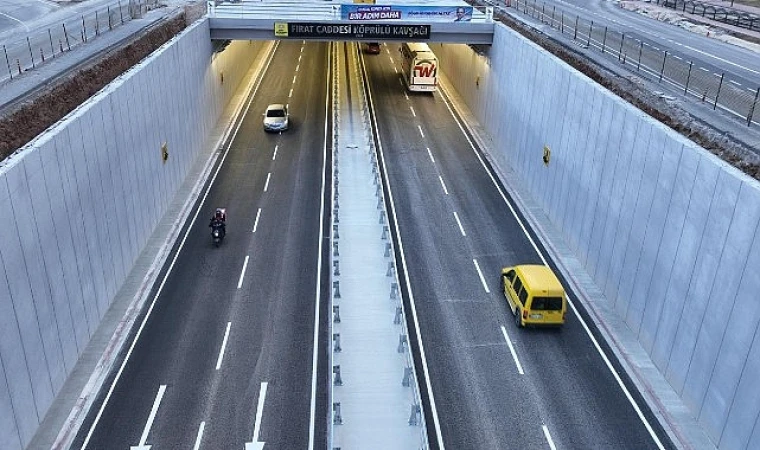 Başkan Altay: “İstanbul Yolu Fırat Caddesi Köprülü Kavşağı Şehrimize Hayırlı Olsun”