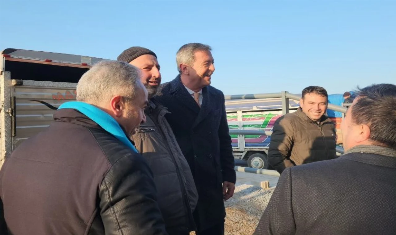 İYİ Parti Kayseri Büyükşehir Belediye Başkan Adayı Kazım Yücel, Besicilerin Sorunlarını Dile Getirdi