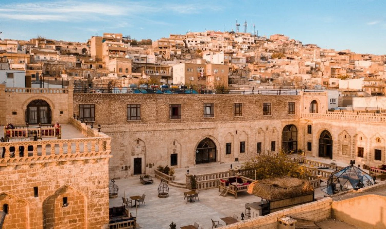 Mardin’in tarihi konakları bir bir turizm sektörüne kazandırılıyor