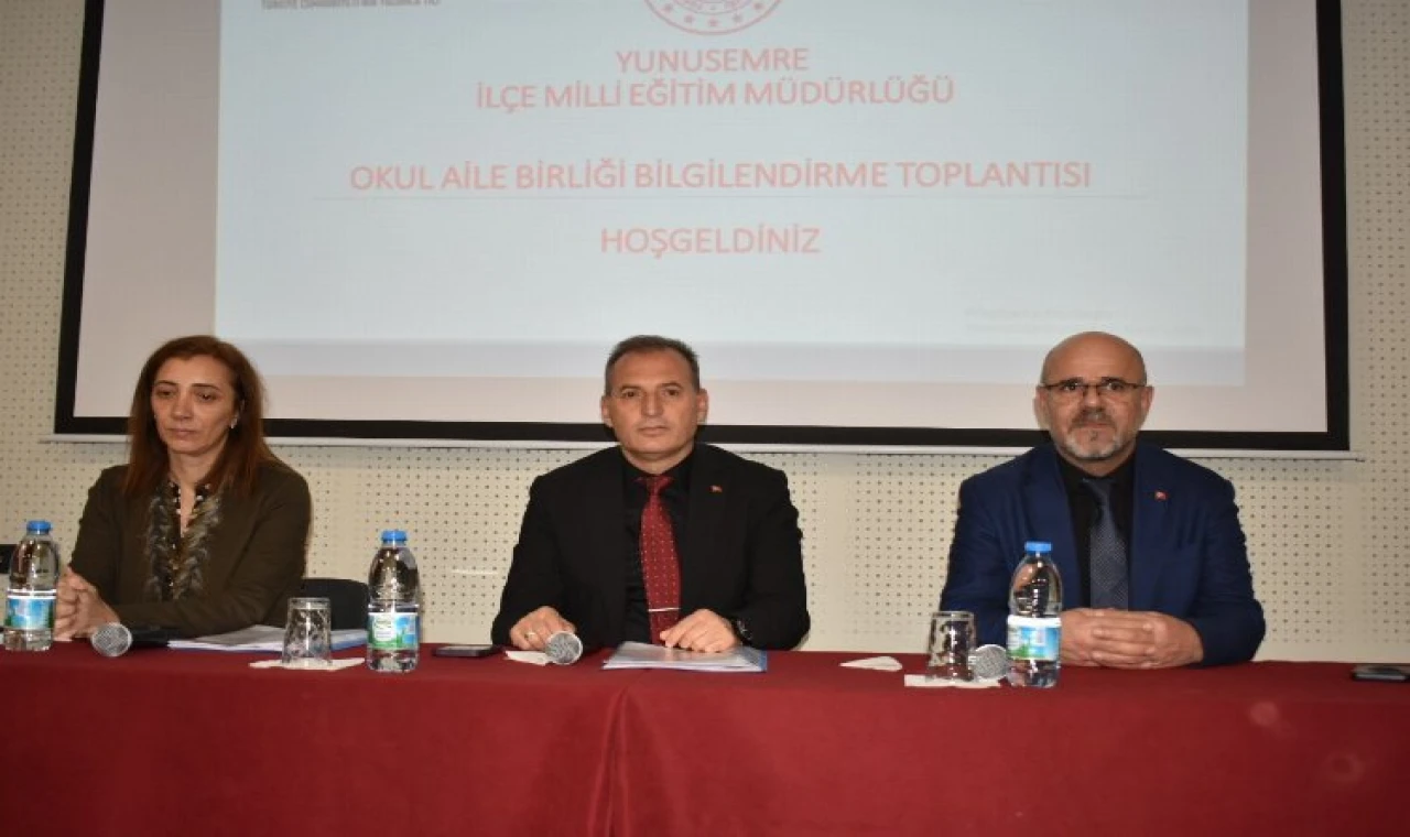 Yunusemre’de okul aile birliği başkanları toplantısı yapıldı