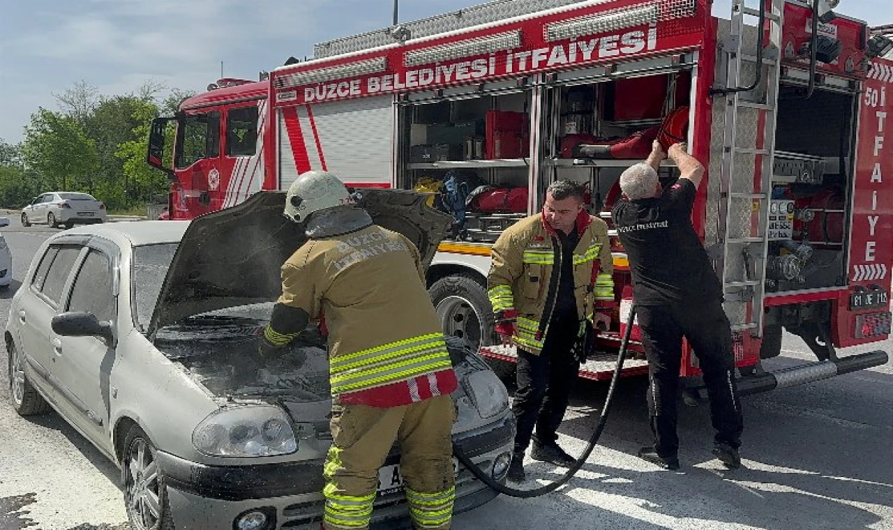 Düzce’de otomobil yangınına anında müdahale