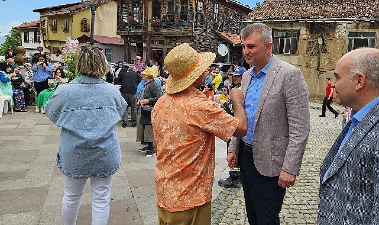 Gölcük Belediyesi, İl Kültür ve Turizm Müdürlüğü ile Kocaeli Gölcük Turizm Birliği Başkanlığı işbirliğinde Saraylı’da düzenlenen etkinlikte Türk Mutfağı Haftası kutlandı