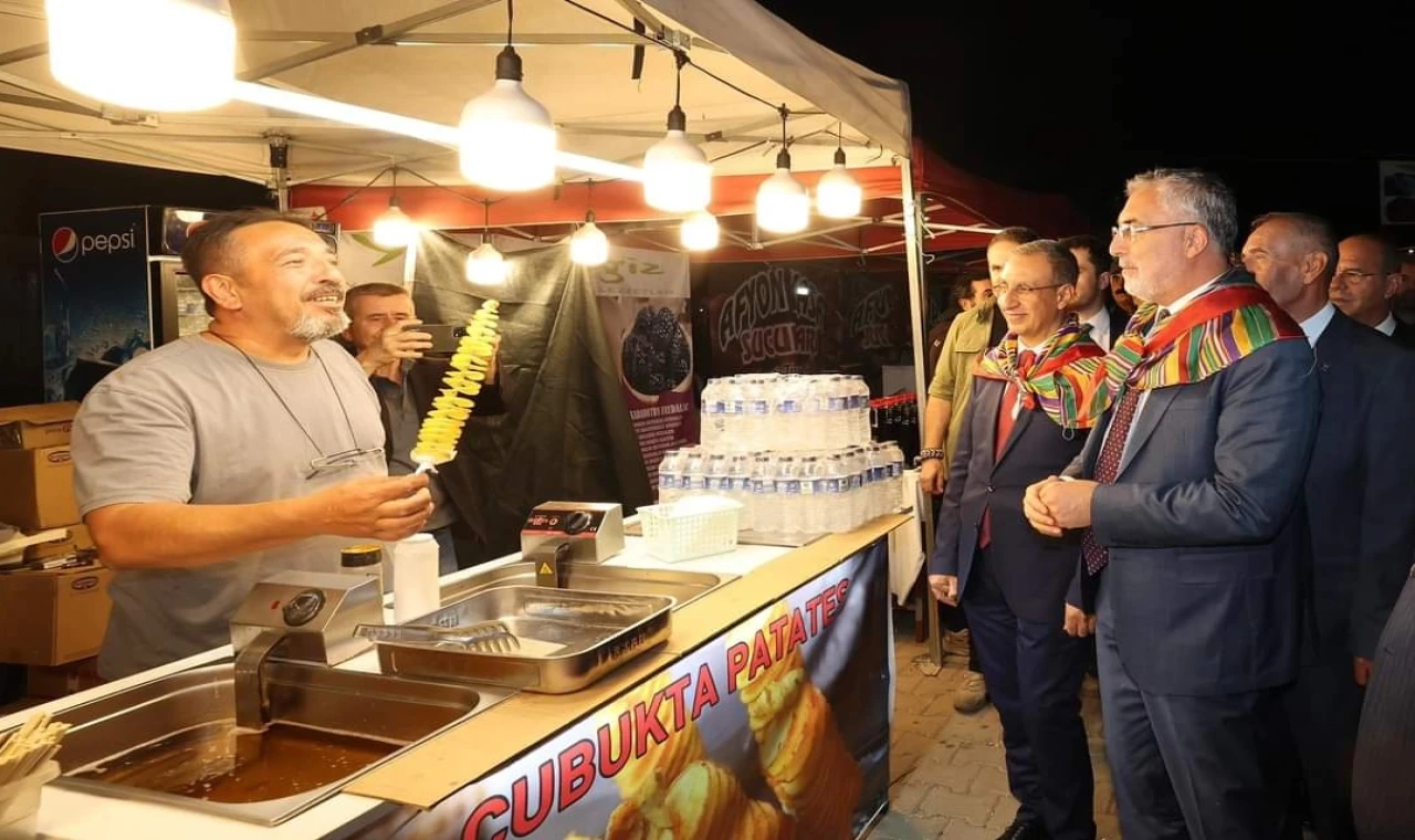 Bakan Işıkhan’dan Pazaryeri ziyareti