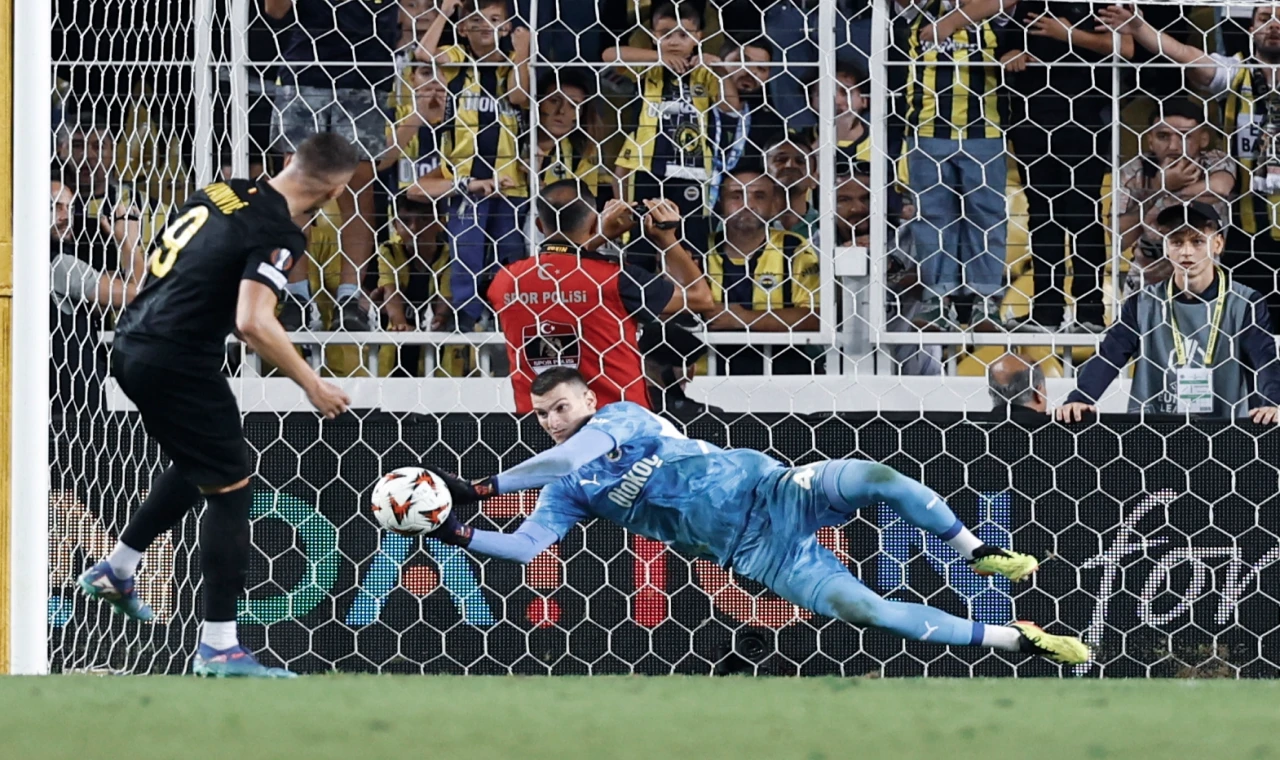 Fenerbahçe UEFA Avrupa’ya galibiyetle başladı