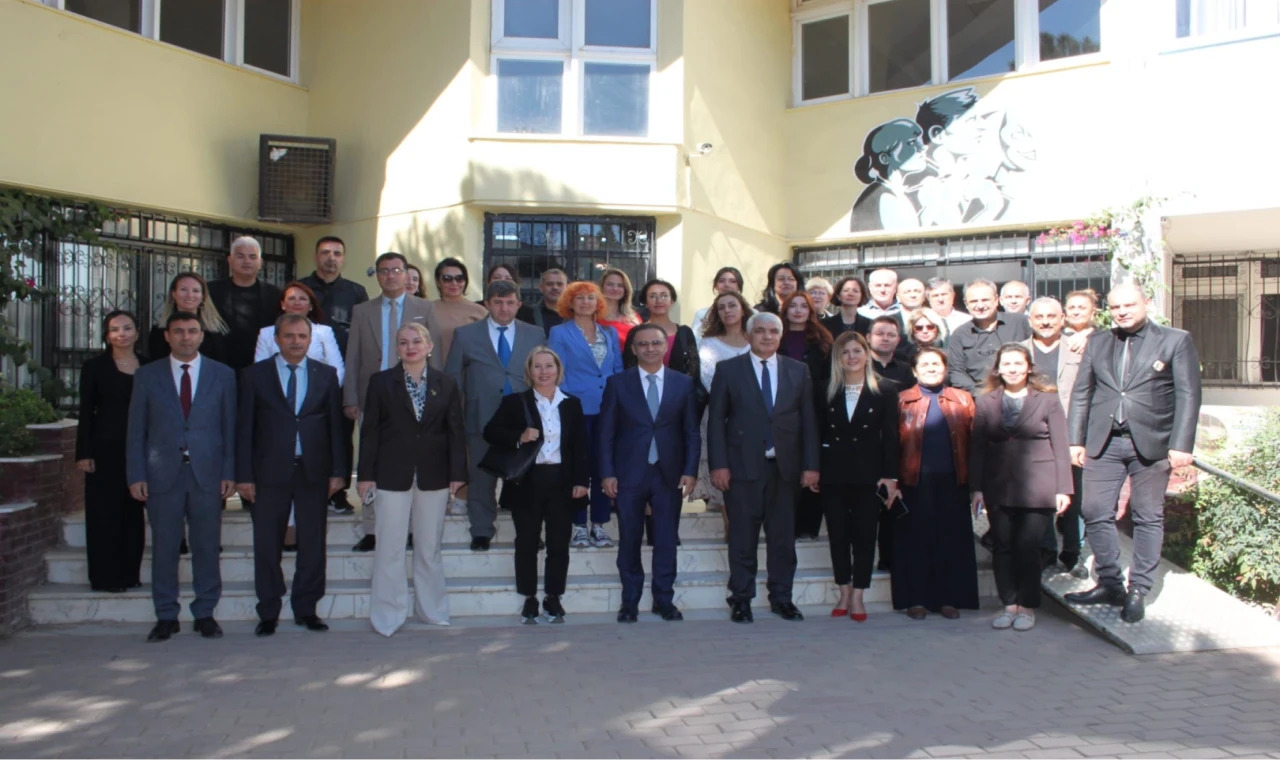 İzmir’de Türkiye Yüzyılı Maarif Modeli Ölçme ve Değerlendirme Semineri gerçekleşti