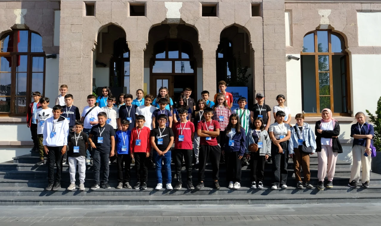 Konya ilçelerindeki 7. sınıf öğrencileri şehrin kültürel mirasını keşfediyor