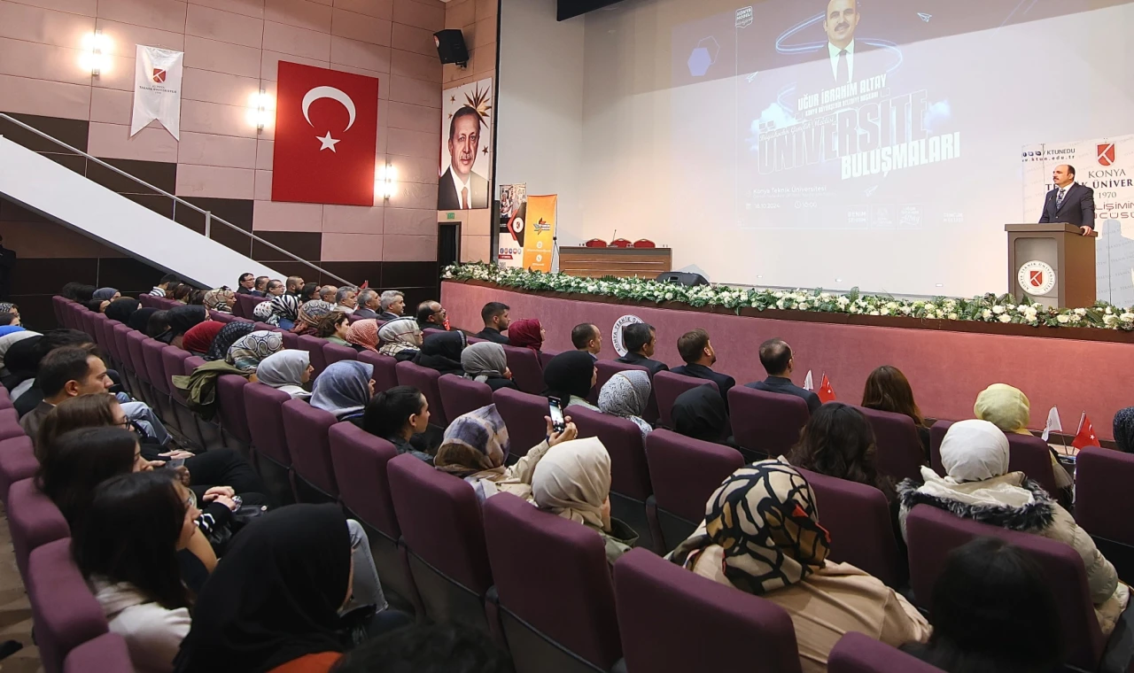 Konya’da Başkan Altay ’teknik’ öğrencilerle buluştu