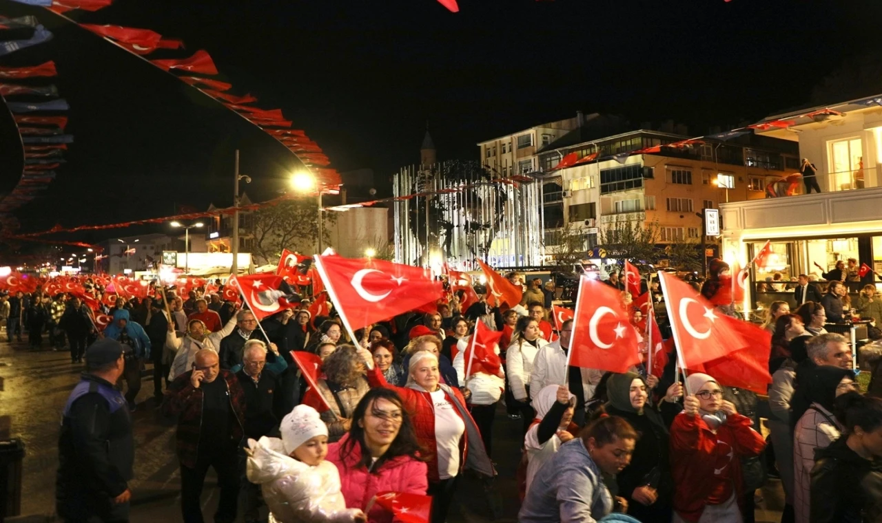 Mudanya’da 19:23 yürüyüşü ile adımlar aynı heyecanla atıldı