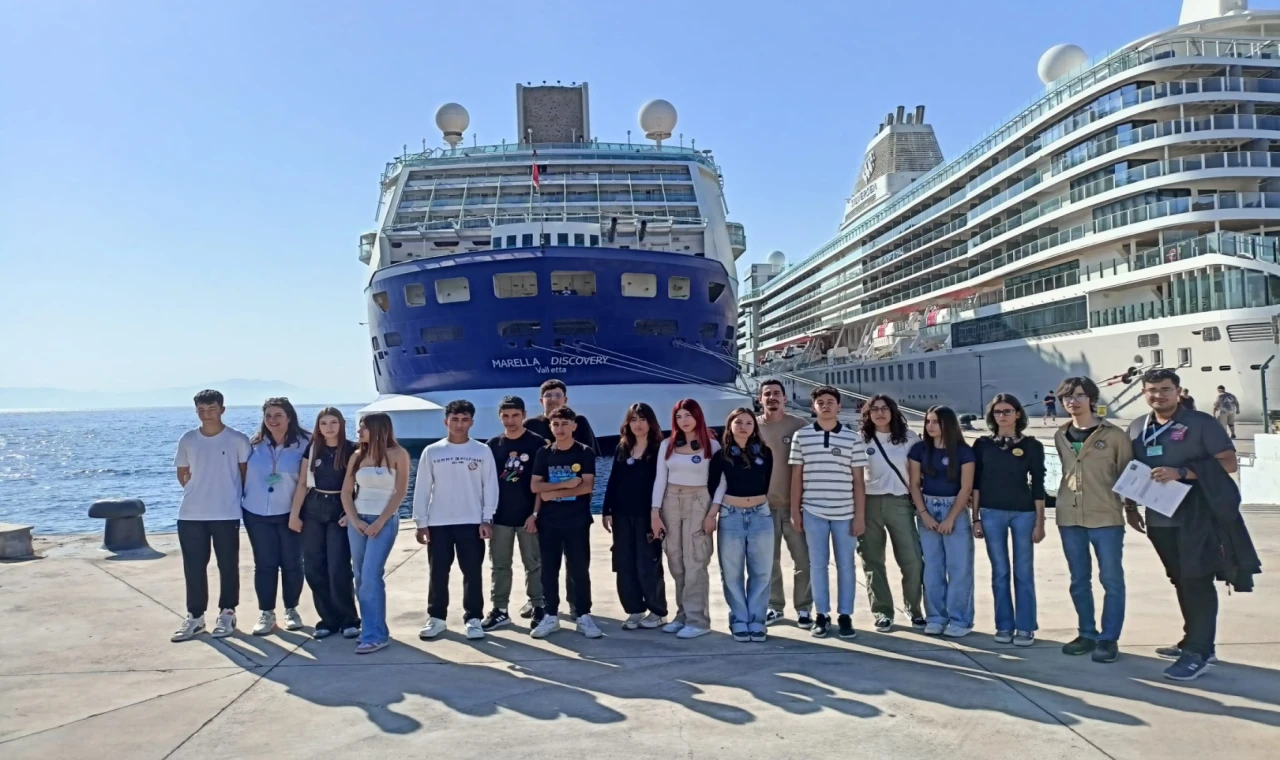 Bodrum Port’ta gençlere denizcilik ve çevre eğitimi