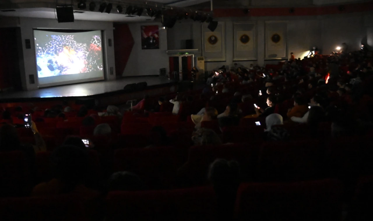 Manisa’da ’Sinema Günü’ keyfi