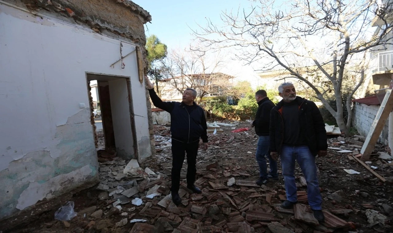 İzmir’de Avlu Güzbel Cafe yola çıkıyor