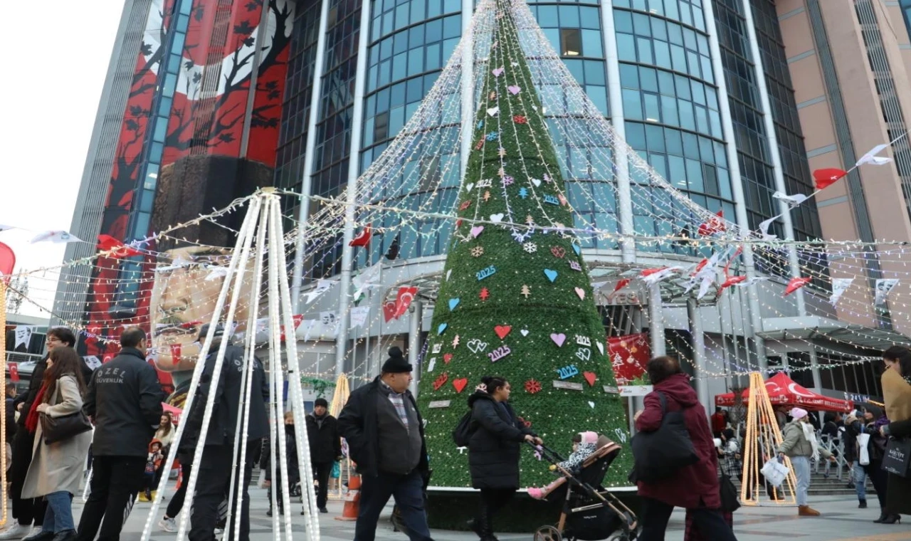 Kocaeli’de yeni yıl coşkusu tüm hızıyla devam ediyor