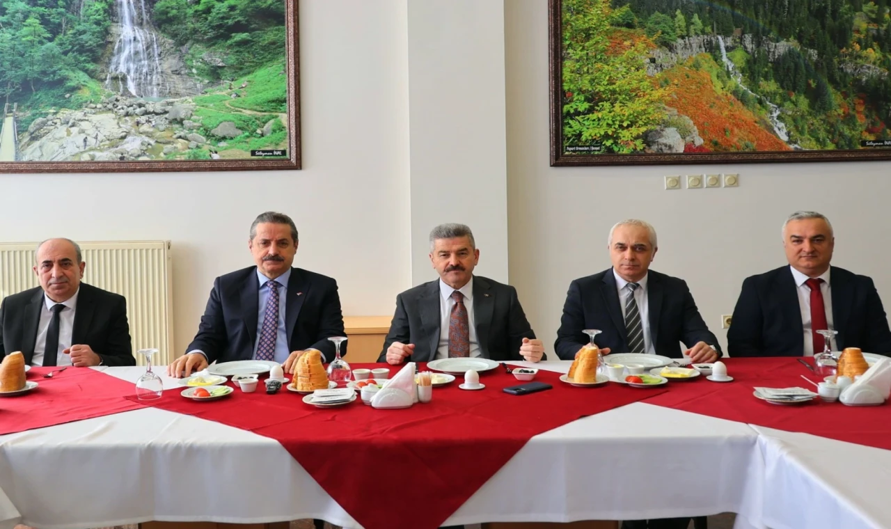 Artvin’de Çalışan Gazeteciler Günü kutlandı