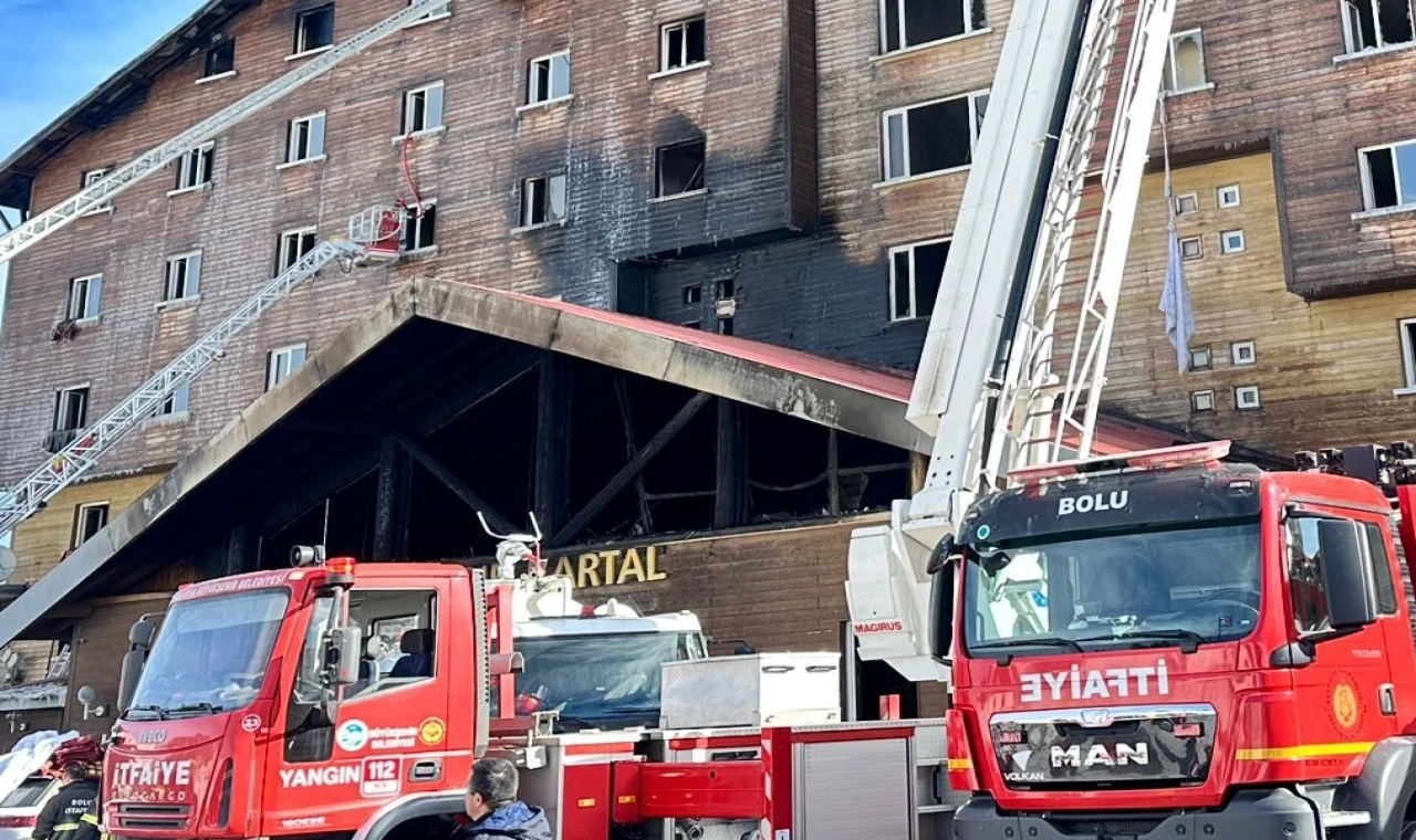 Bolu faciasındaki yaralı yakınları Alo 184’ten bilgi alabilecek