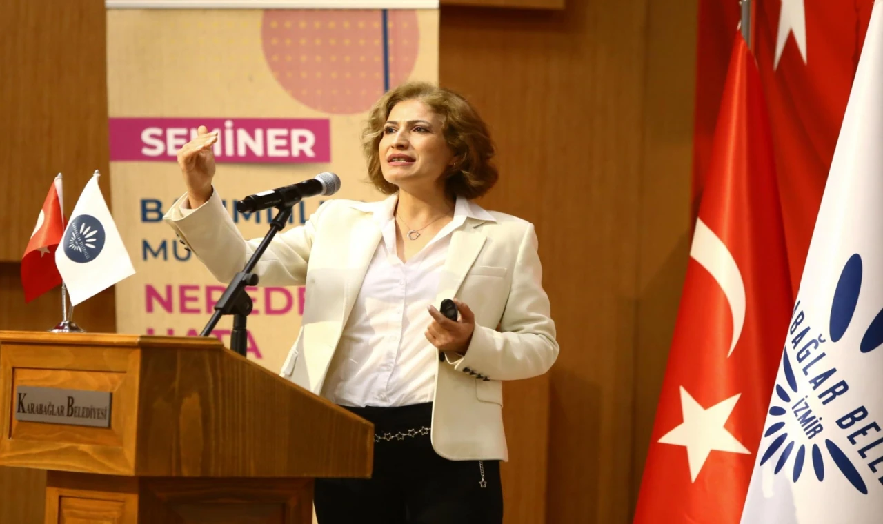 Karabağlar’ın bağımlılık seminerlerine yoğun ilgi