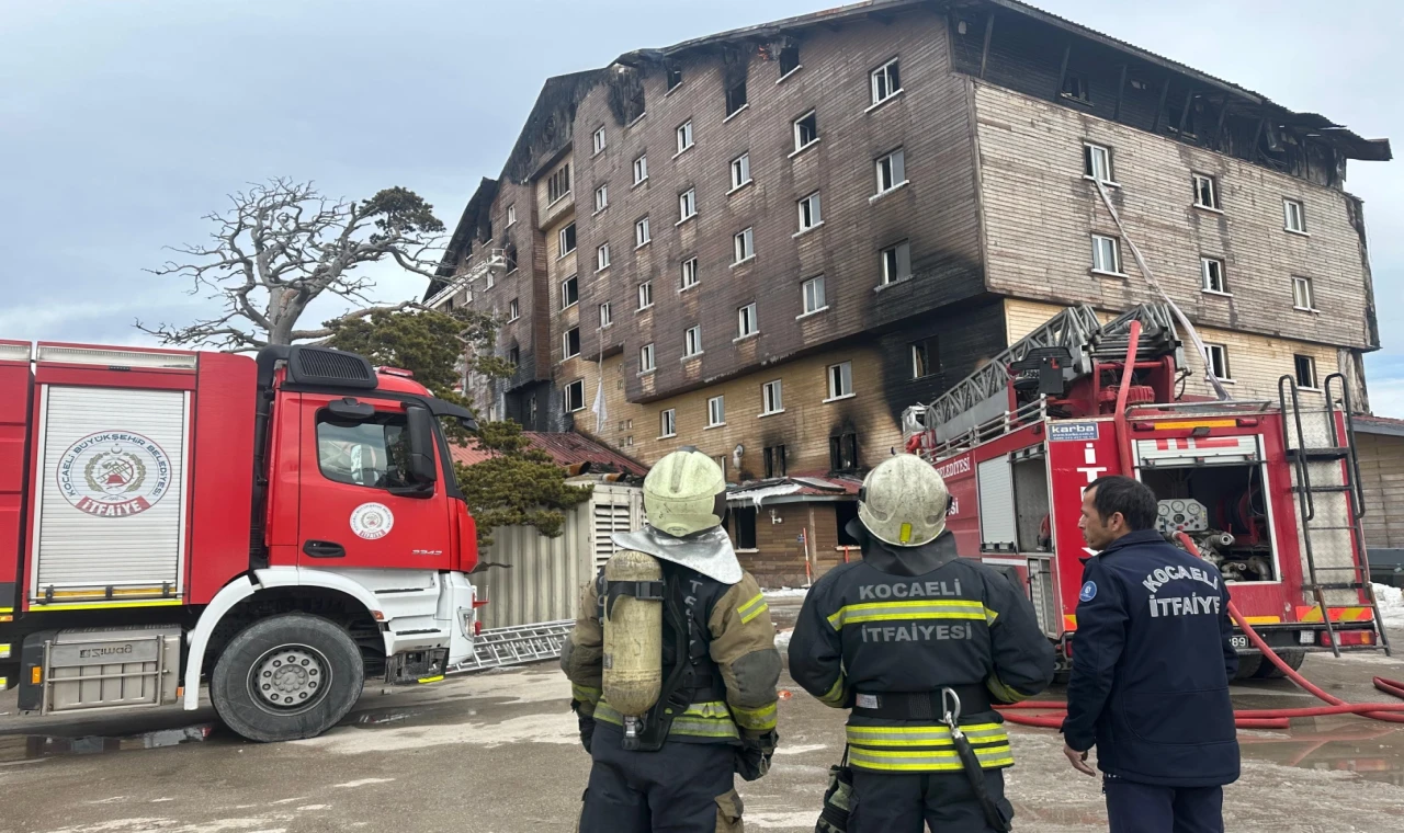 Kocaeli İtfaiyesi, Bolu’daki yangında aktif görev aldı