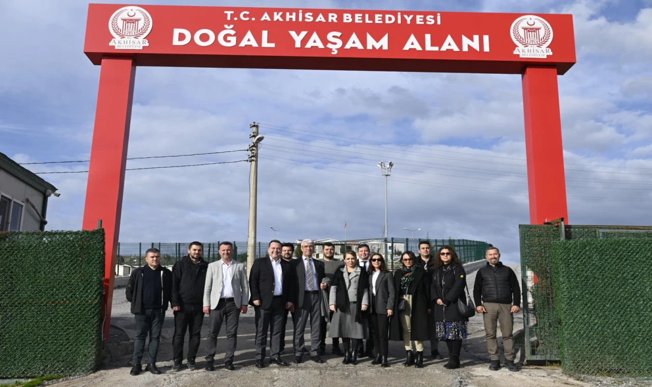 Manisa’da Sokak Hayvanları Komisyonu Akhisar’da toplandı