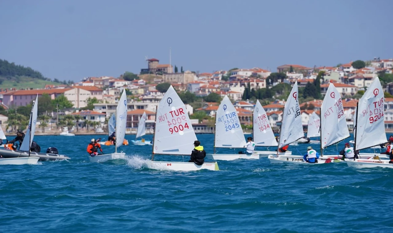 Ayvalık TYF yelken ligi 3. Ayak Yarışları’na ev sahipliği yapıyor