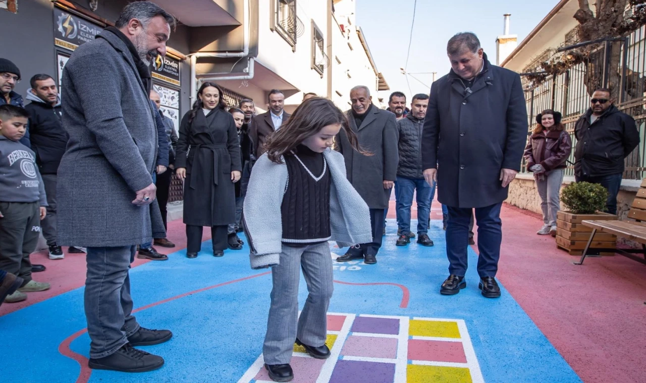 Başkan Tugay Güzel İzmir Hareketi’ni başlattı