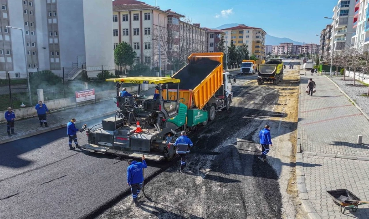 Denizli’de caddeler yenileniyor