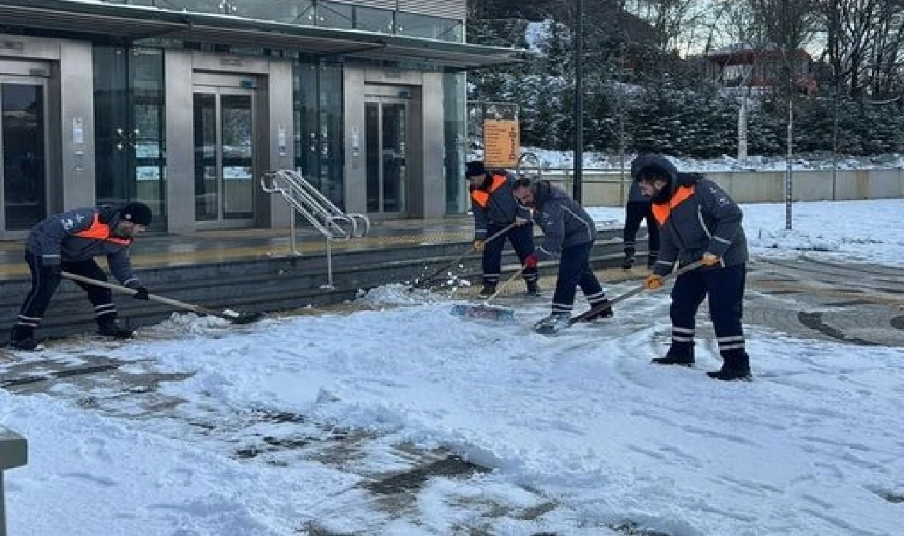 İstanbul’da karla mücadele devam ediyor