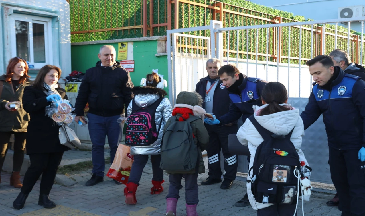 İzmir Güzelbahçe’den İmece örneği