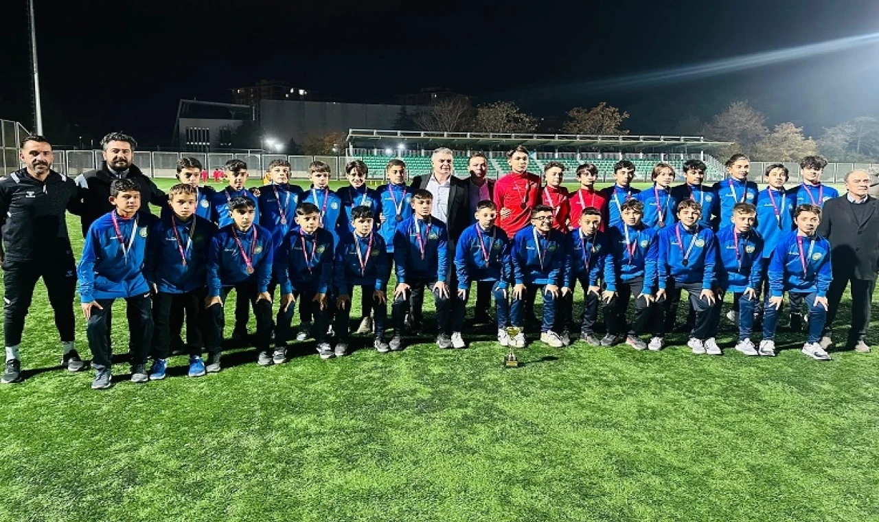 Kayseri Talas Belediyespor başarıya doymuyor