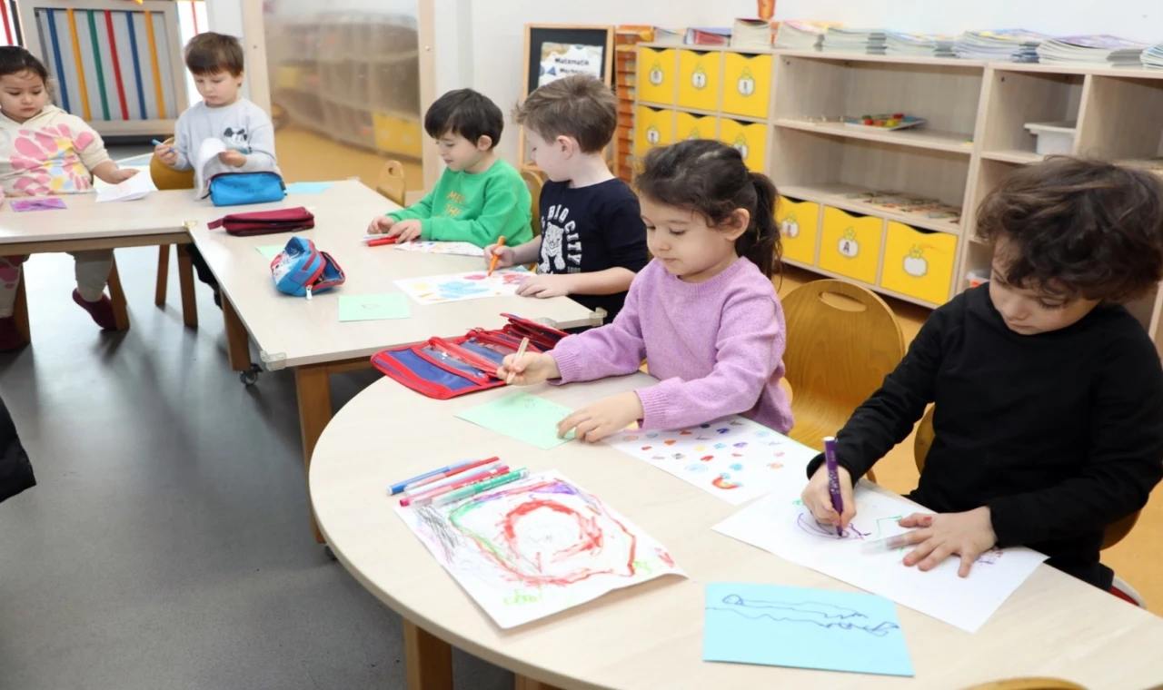 Mudanyalı çocuklar sevgilerini Hatay’a gönderdi