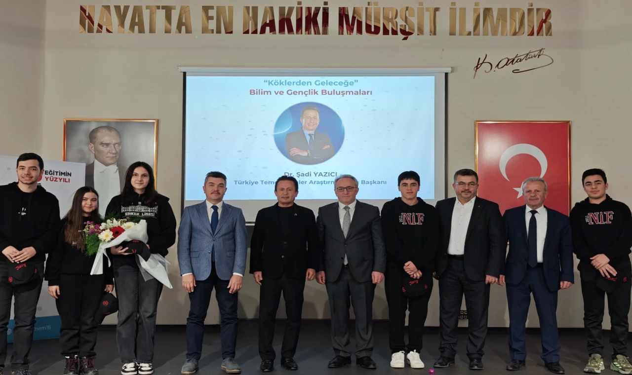 Yazıcı, gençlere temel bilimlerin önemi anlattı