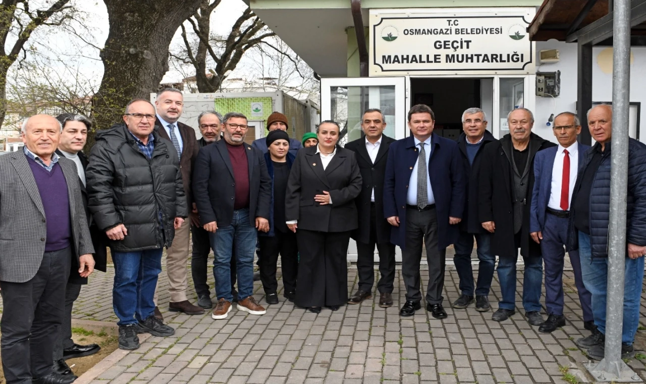 Başkan Aydın Bursa’da mahalle mahalle geziyor!