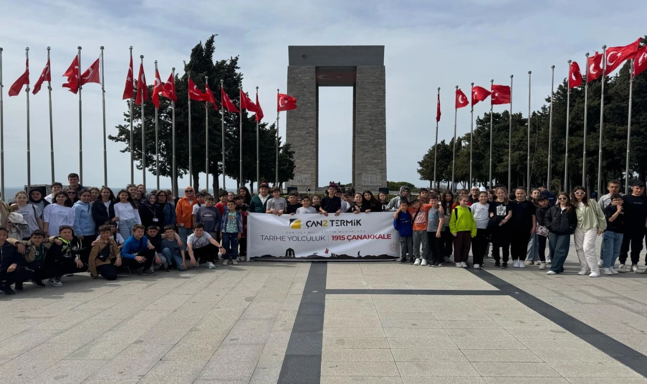 Çanakkale’de gençlerle yerinde tarihe yolculuk