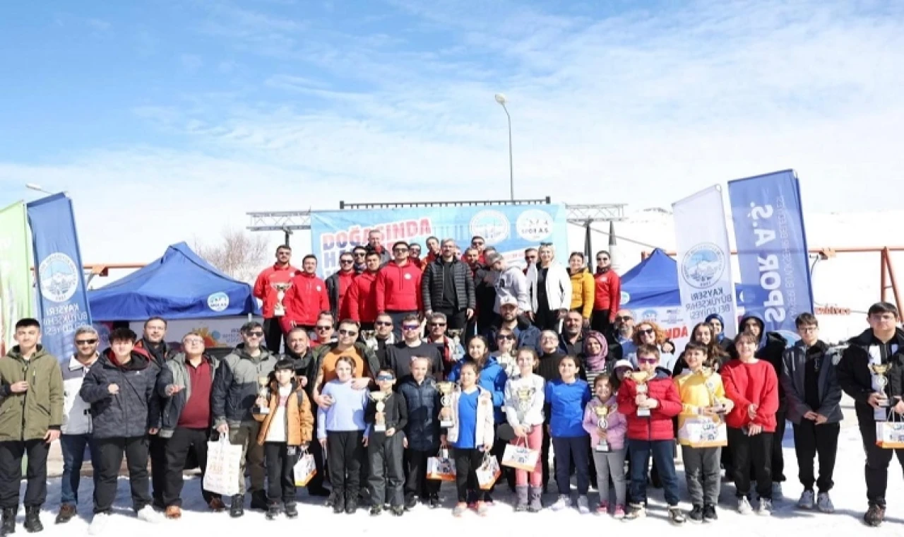 Kayseri Erciyes’te masa tenisi keyfi