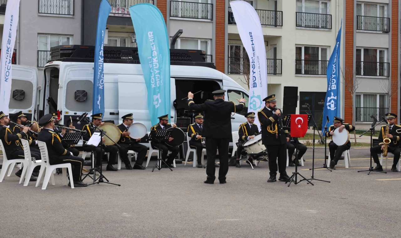 Kocaeli Bandosu’ndan özel konser