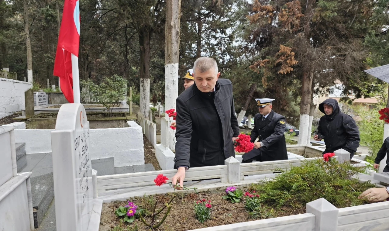 Kocaeli Gölcük’te şehitler törenlerle anıldı