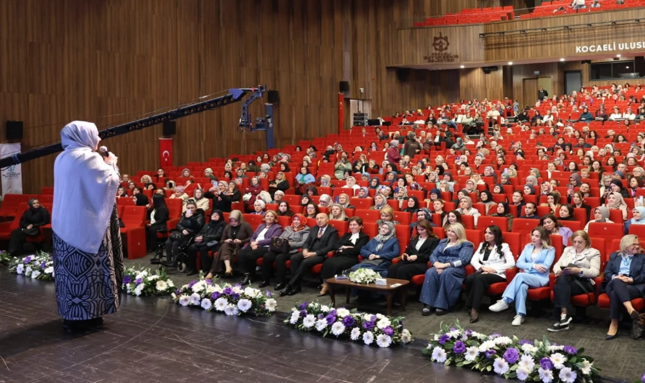 Kocaeli’de Mutlu Kadın, Güçlü Aile Buluşması