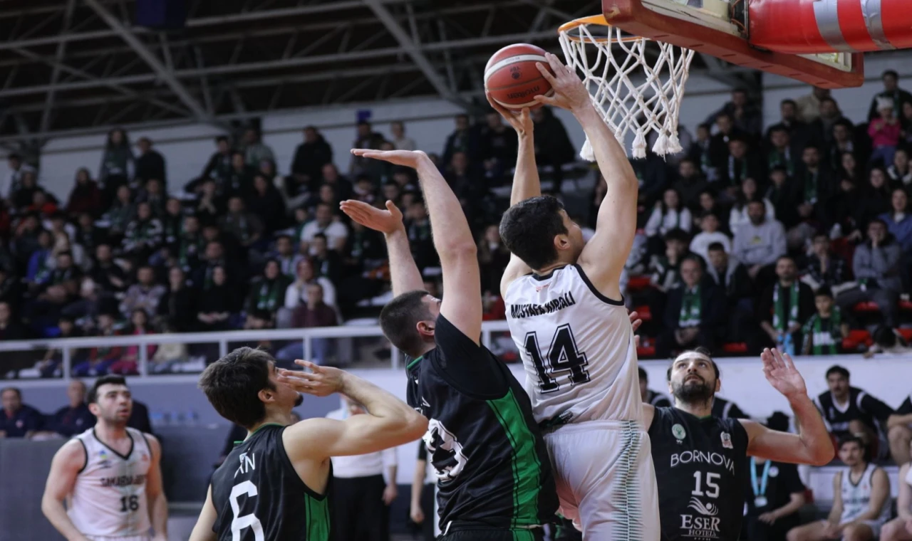 Sakarya’nın dev adamlarından iddialı Play-Off