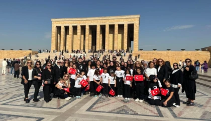 Bursa LÖDER’den Anıtkabir ziyareti