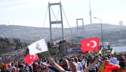 İstanbul’da maratonda koşup, giysi kumbarasına destek olacaklar