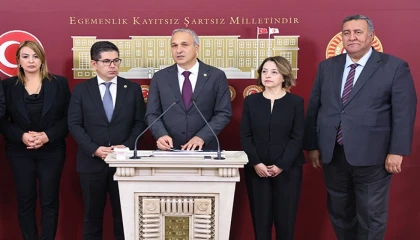 CHP’li vekillerden okullarda öğle yemeği teklifi TBMM’de