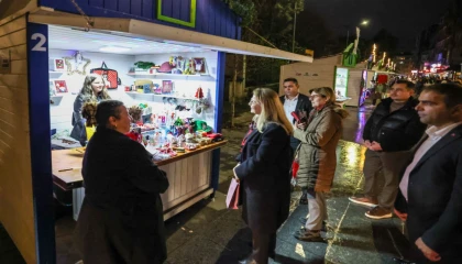 Başkan Ovalıoğlu İstanbul Bakırköy’de kurulan yılbaşı panayırını ziyaret etti