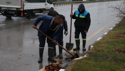 Manisa’da MASKİ ekipleri şiddeli yağışa karşı sahada