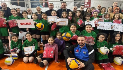 Artvinspor Kadın Voleybol Takımı 1 yaşında