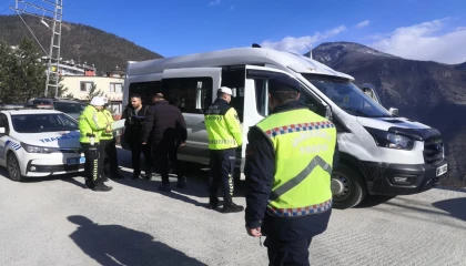 Artvin’de trafik denetimlerine devam