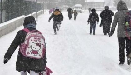 Bazı illerde eğitime ’kar’ engeli!