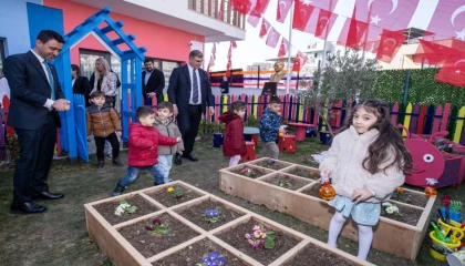 İzmir Büyükşehir miniklere ’yuva’ oldu