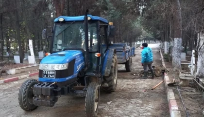 Manisa’da mezarlık bakımları aralıksız devam ediyor