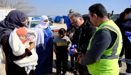 Adana Büyükşehir’den tarım işçilerine sağlık hizmeti