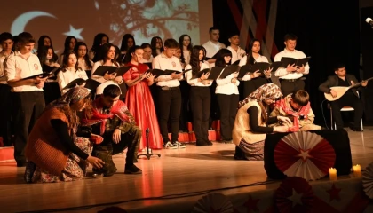 Edirne Keşan’da öğrencilerin 12 Mart oratoryosu ilgi gördü