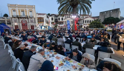 İzmir bereket sofrasını Çeşme’de kurdu